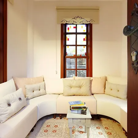 Yundantik Cunda Konaklari Bed and Breakfast